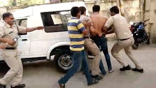 Video - कपिल मिश्रा पर हमला करने वाले अंकित को समर्थकों ने कपड़े उतारकर पीटा