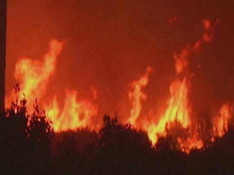 Raw- Fast-Growing Wildfire in California News Video