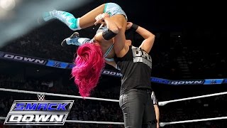Sasha Banks vs. Tamina: SmackDown