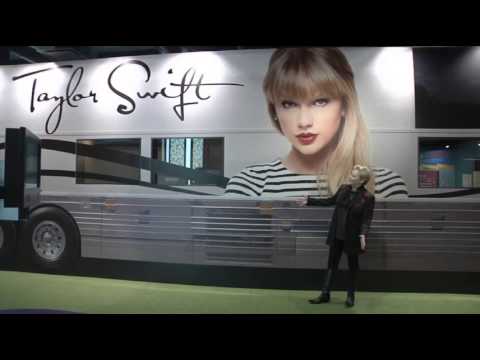 Swift's Bus Drives Into Country Hall of Fame News Video