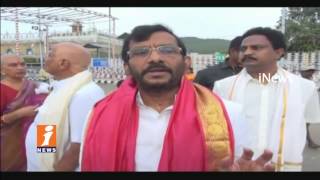 Minister Somireddy Chandramohan Reddy Offer Special Prayers at Tirumala | iNews