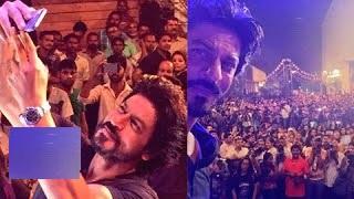 Shah Rukh Khan fans Go Wild At 'Fan' Trailer Launch
