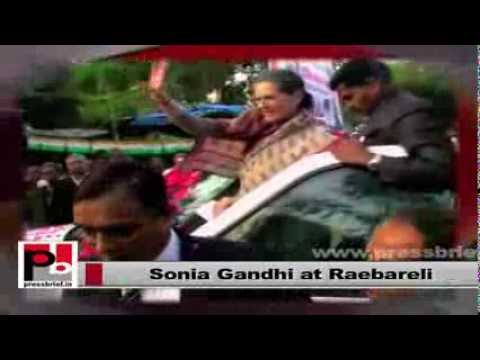 Rousing welcome for Sonia Gandhi at Raebareli