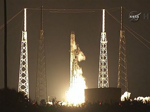 Rocket Launches Toward Space Station News Video