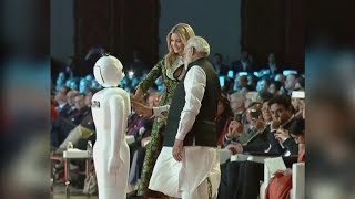 'Mitra' robot greets Ivanka Trump, PM Modi at GES 2017 | Global Entrepreneurship Summit