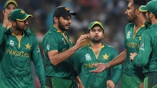 Pakistan Team Arrives to Hostile Reception After World T20 Heartbreak Sports News Video