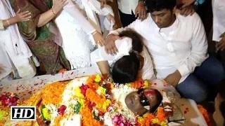 Ravindra Jain Cremation | Bollywood Stars MISSING